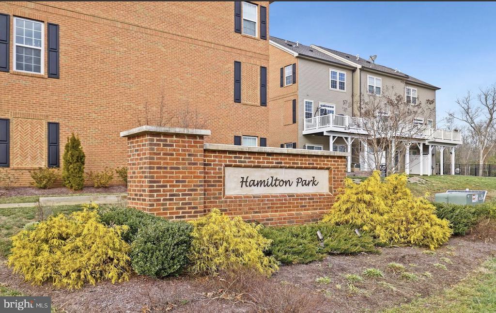 Photo - 2842 Golden Gate Ct Townhome