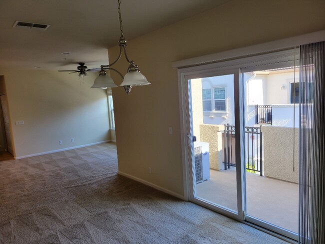 Photo - 3301 N Park Dr Unidad 2013