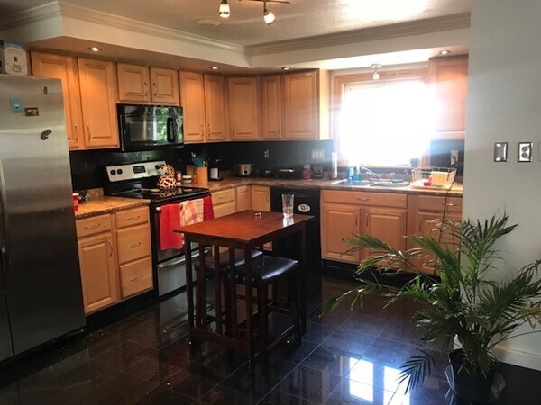 Photo - 145 Pearl St Unit 2