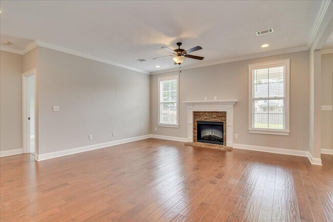 212 Clyde Ave