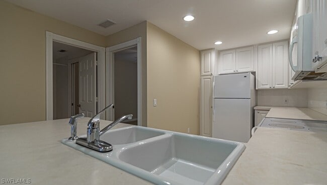 Photo - 28576 Alessandria Cir