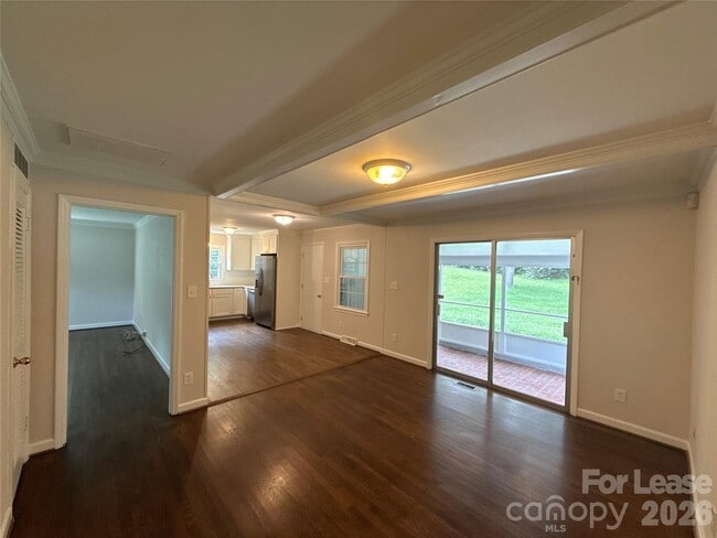 Photo - 4834 Fairheath Rd