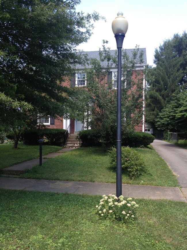 Photo - 2229 Tyler Ln Unit 1