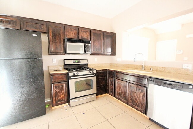 Photo - 10735 S Holmfield St