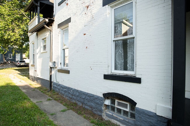 Photo - 415 Brightwood Ave