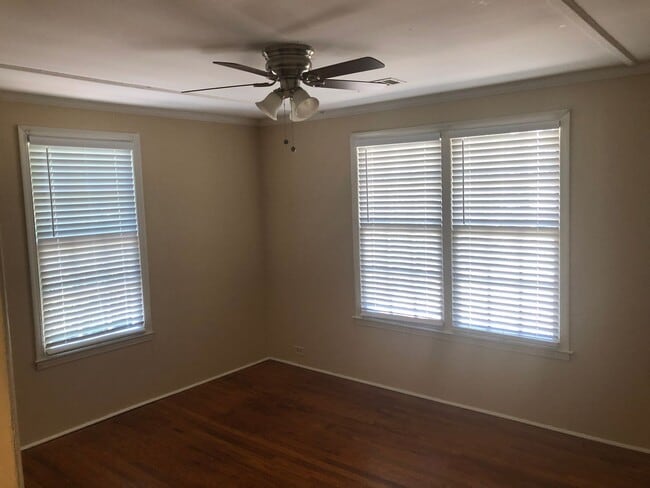 Photo - 2008 Rosemont Dr