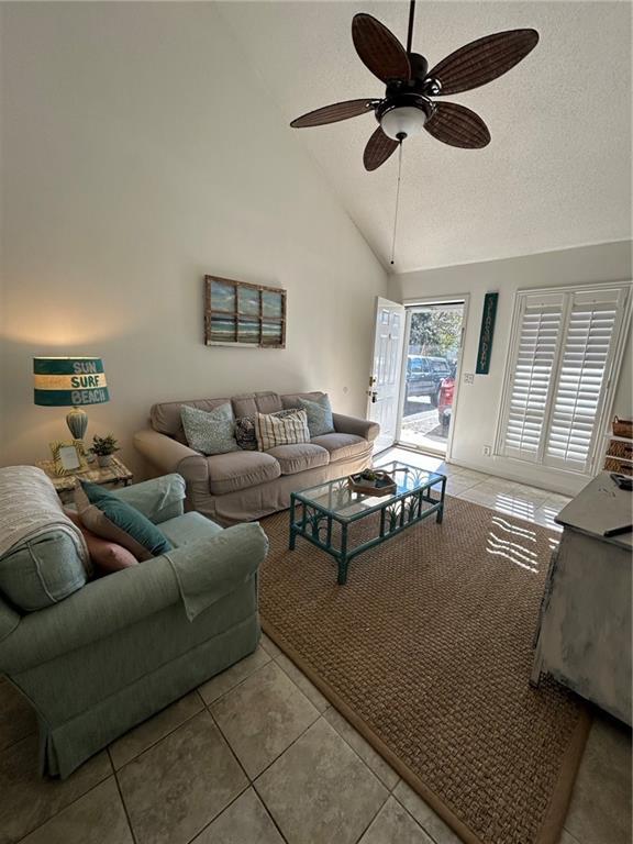 Photo - 553 Brockinton S