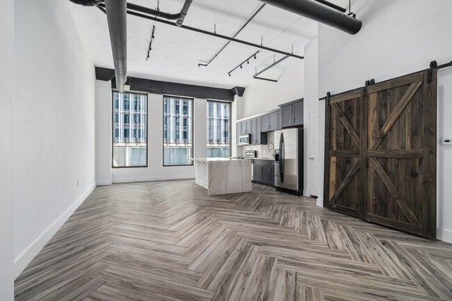 Photo - 705 Main St Unit 206