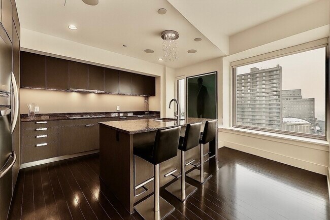 Photo - 110 Stuart St Unit 16B