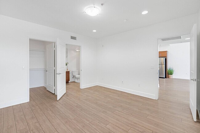 The Social Apartments