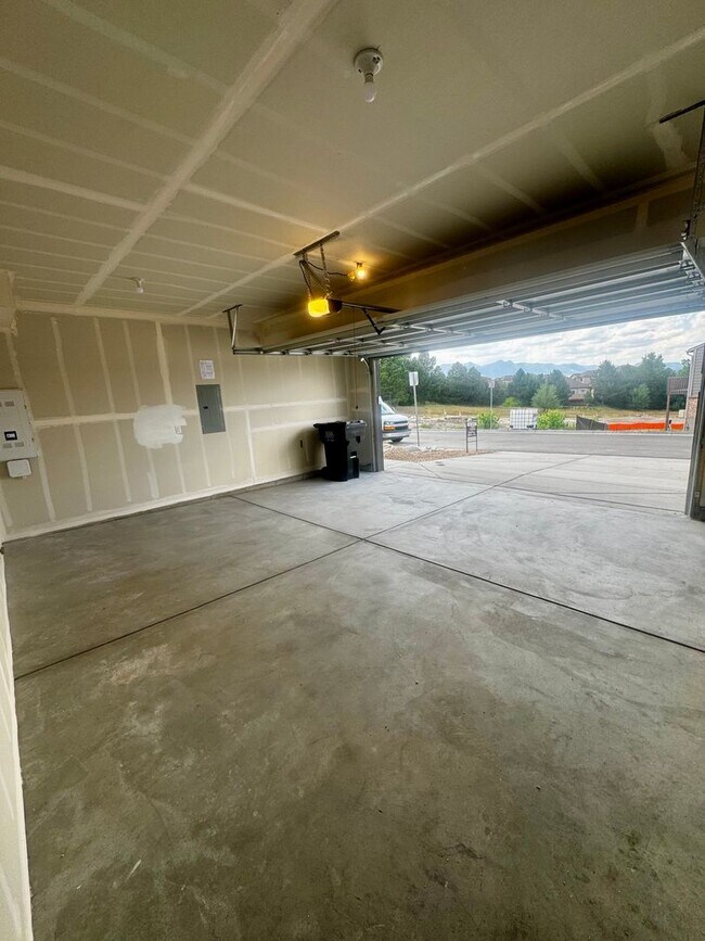 Photo - New Construction 3 Bedroom Townhome in University Park