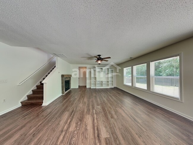 Photo - 201 Lameshur Ln