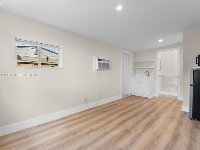 Photo - 7401 SW 38th St Unidad A