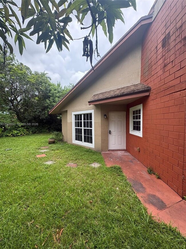 Photo - 14803 NE 7th Ave