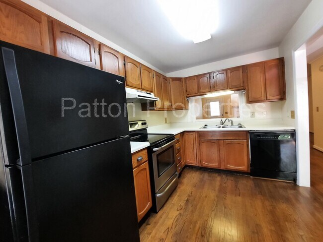 Photo - Shandon Oaks Townhome