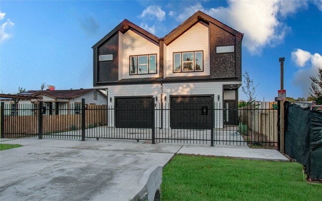 Photo - 8533 Amadwe St