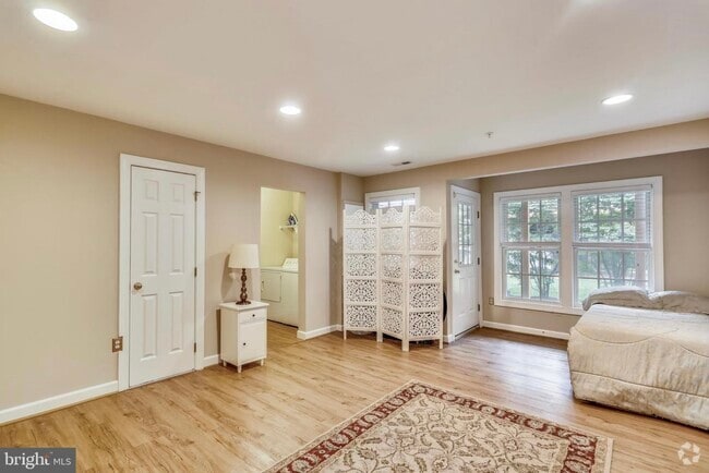 Building Photo - 8 Rockingham Ct Rental