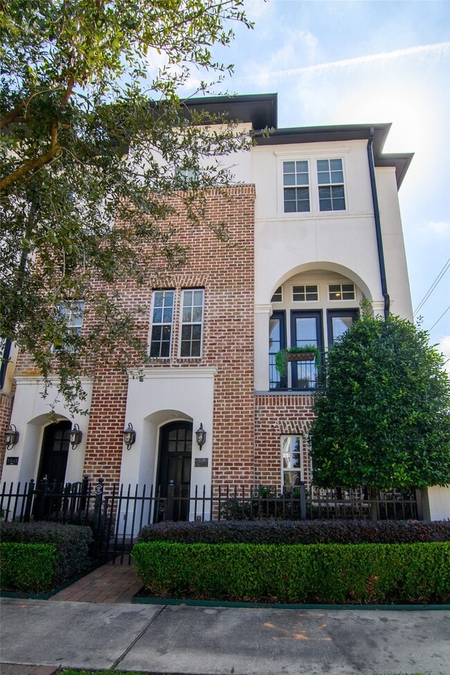 Photo - 1847 Edwards St