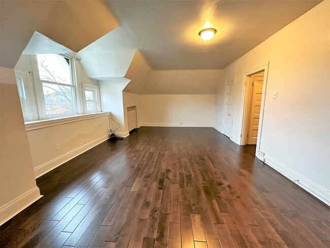 Photo - Highland Park - Apartments For Rent In Pittsburgh Unit 3