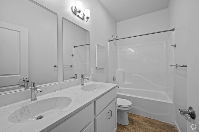 2 BR, 2 BA - The Oasis