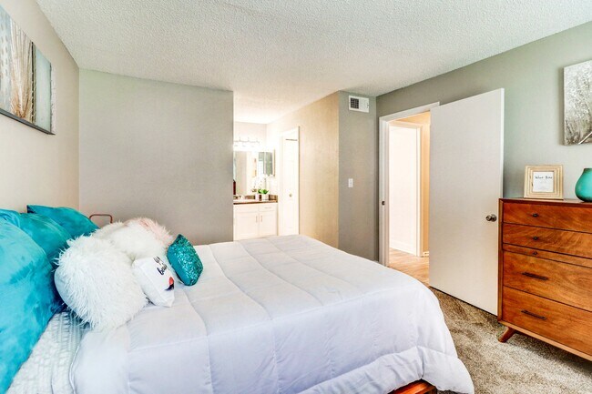 Photo - Hampton Chase