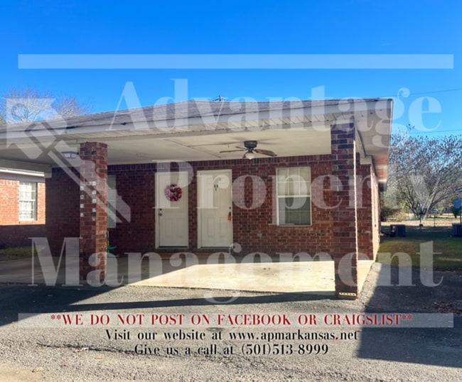 Charming Duplex in Greenbrier! - Charming Duplex in Greenbrier! House