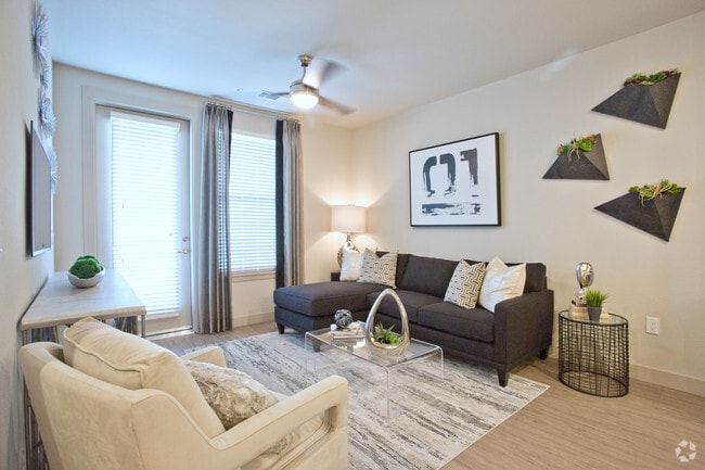 1BR, 1BA - A1 - RIATA APARTMENTS