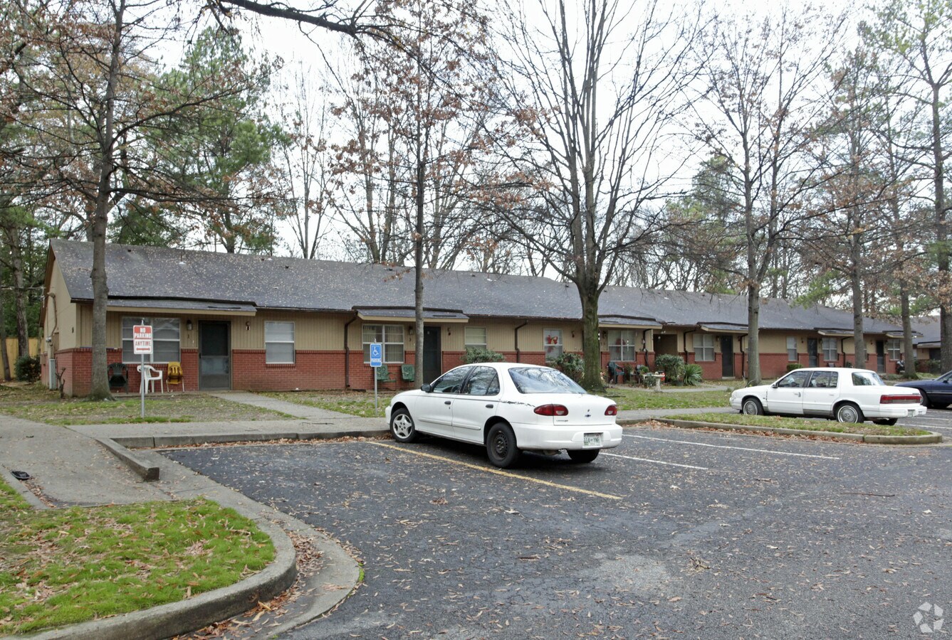 Photo - Spottswood Meadows Apartments
