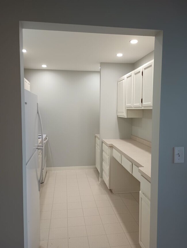 6328 Barrie Rd Unidad 3H