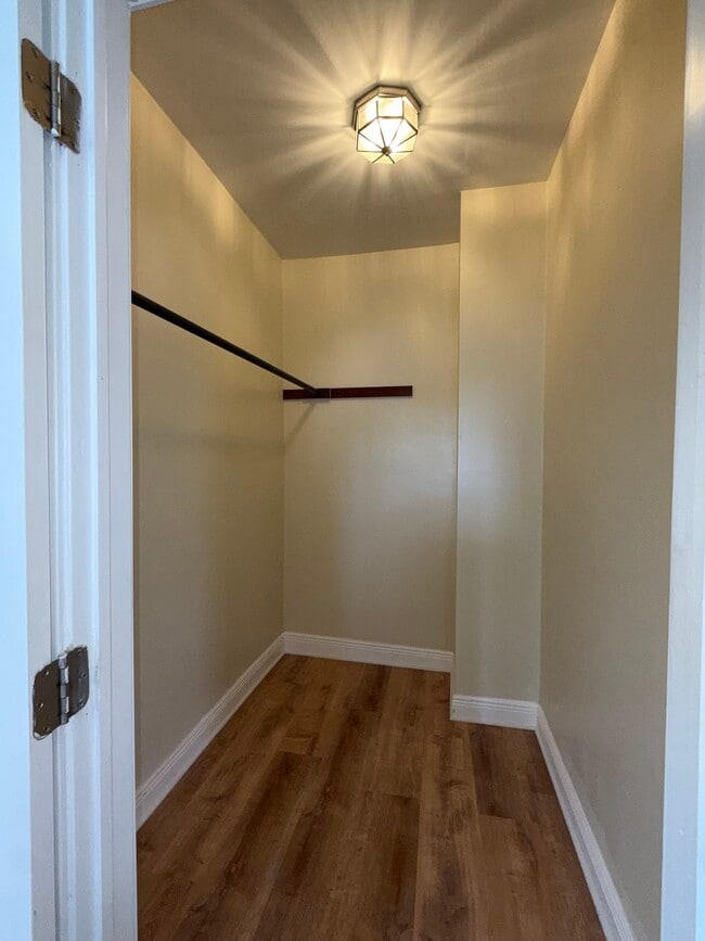 60 Comstock Ave Unit 1