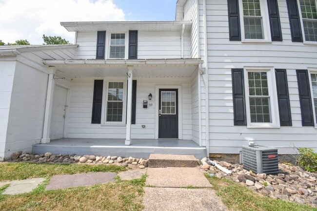 Photo - 309 Center St Unit RMBM309
