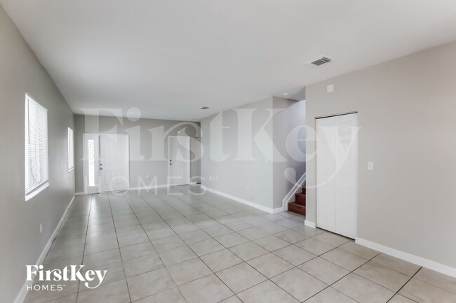 3432 NE 3rd Dr