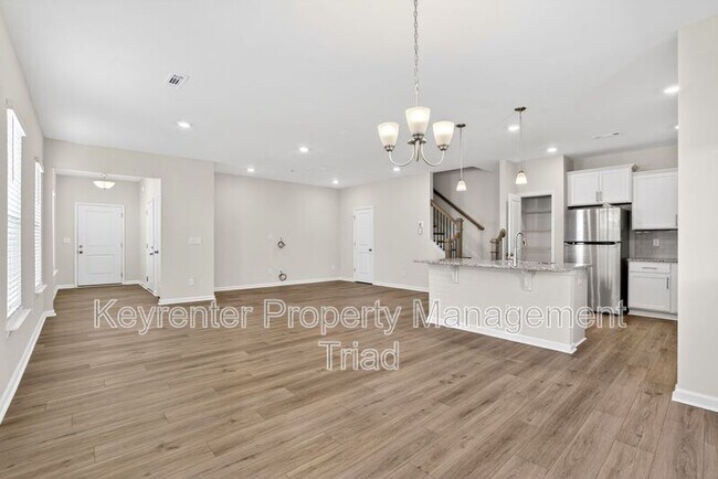 Photo - 4009 Beckton Trl
