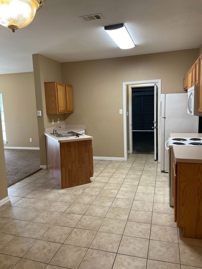 Photo - 991 Sierra Vista Ct Unit 991