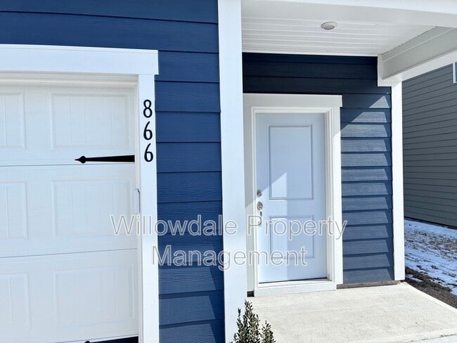 Photo - 866 McKenzie Pk Ter