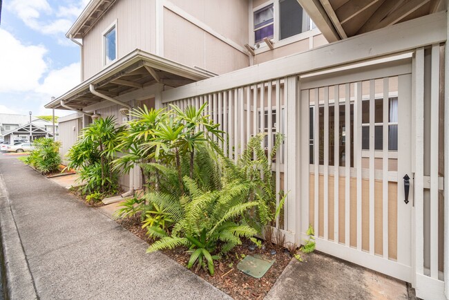 2 Bd 1 bath 2 Pkg - Mililani Mauka - 95-10... - 2 Bd 1 bath 2 Pkg - Mililani Mauka - 95-10... Casa Adosada