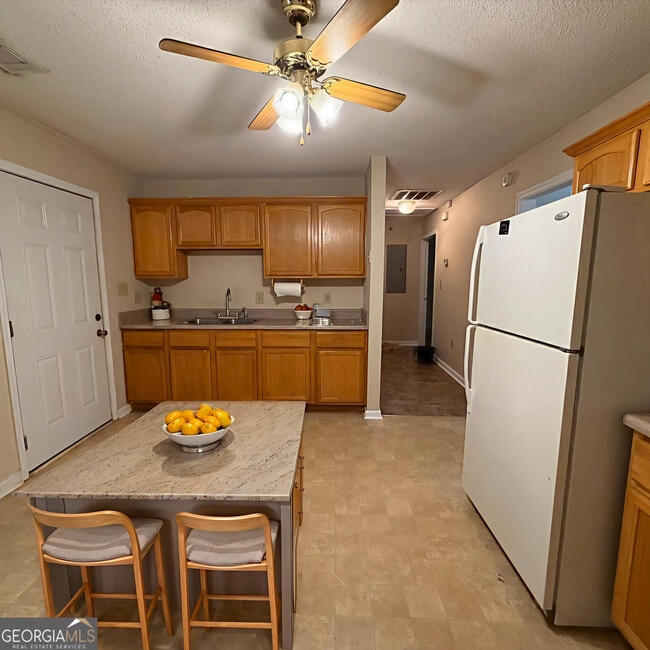 Photo - 1207 Edna Pl