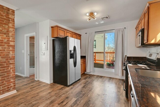 Photo - 30 Columbia Terrace Unit 2