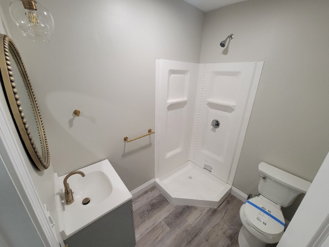 Photo - 96 Midland St