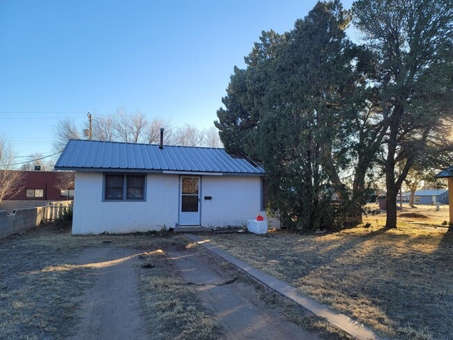 Photo - 1017 W 14th Ln Casa