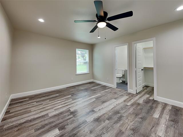 Photo - 9214 Metz Ave