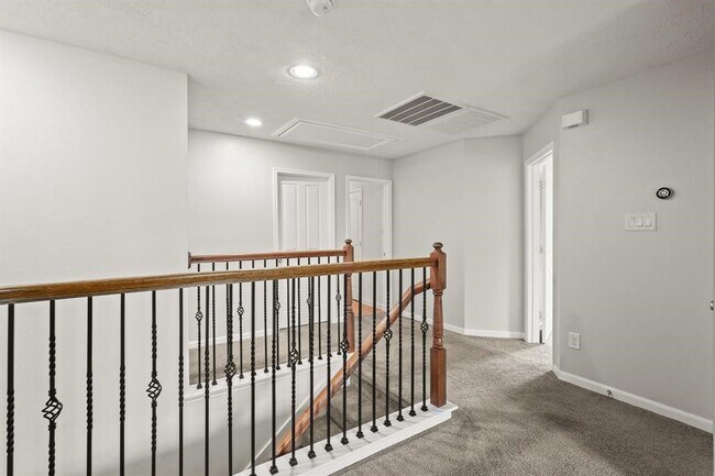 Photo - 6719 Path Way Ct