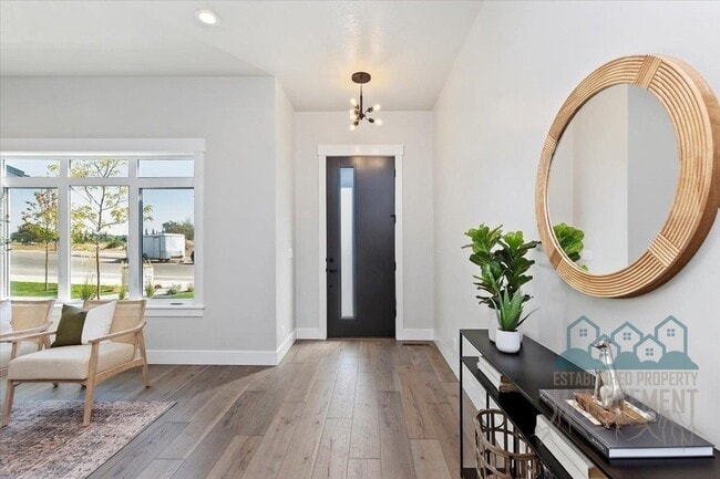 Photo - 1740 E State Ave