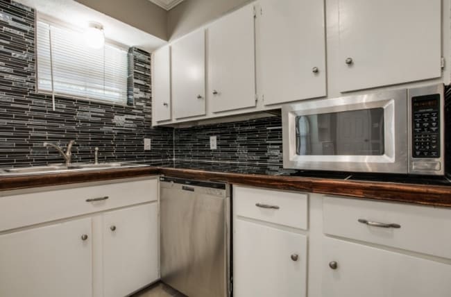 Photo - 3401 Sidney Dr