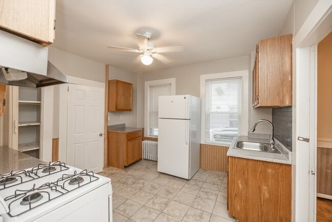 Photo - 73 West St Unit 1