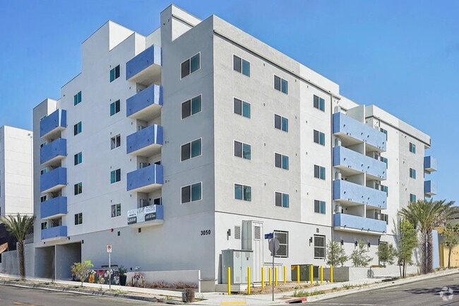 Building Photo - The Secret Rental