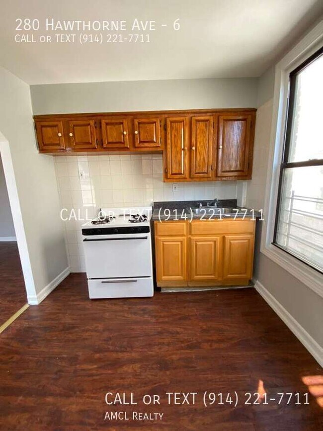 Photo - 280 Hawthorne Ave Unidad 6