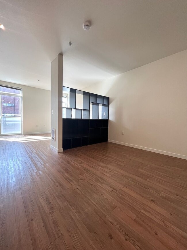 Photo - The Local 418