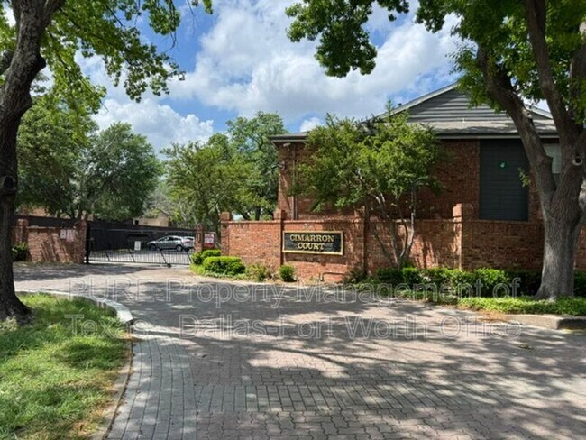 18333 Roehampton Dr Unidad 1032