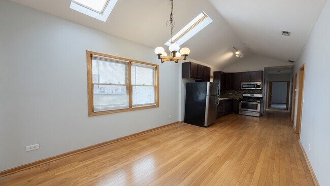 Photo - 1340 N Campbell Ave Unit 03